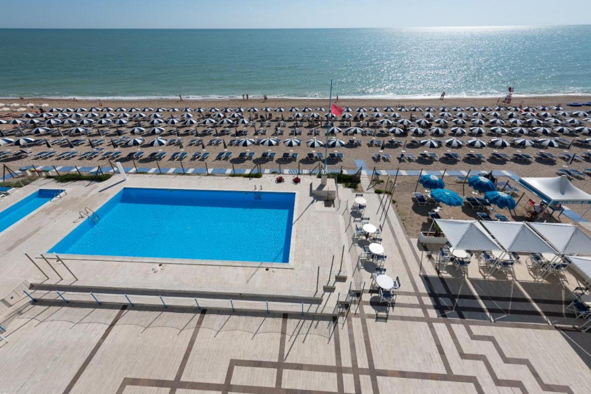 נומאנה Hotel Marcelli מראה חיצוני תמונה